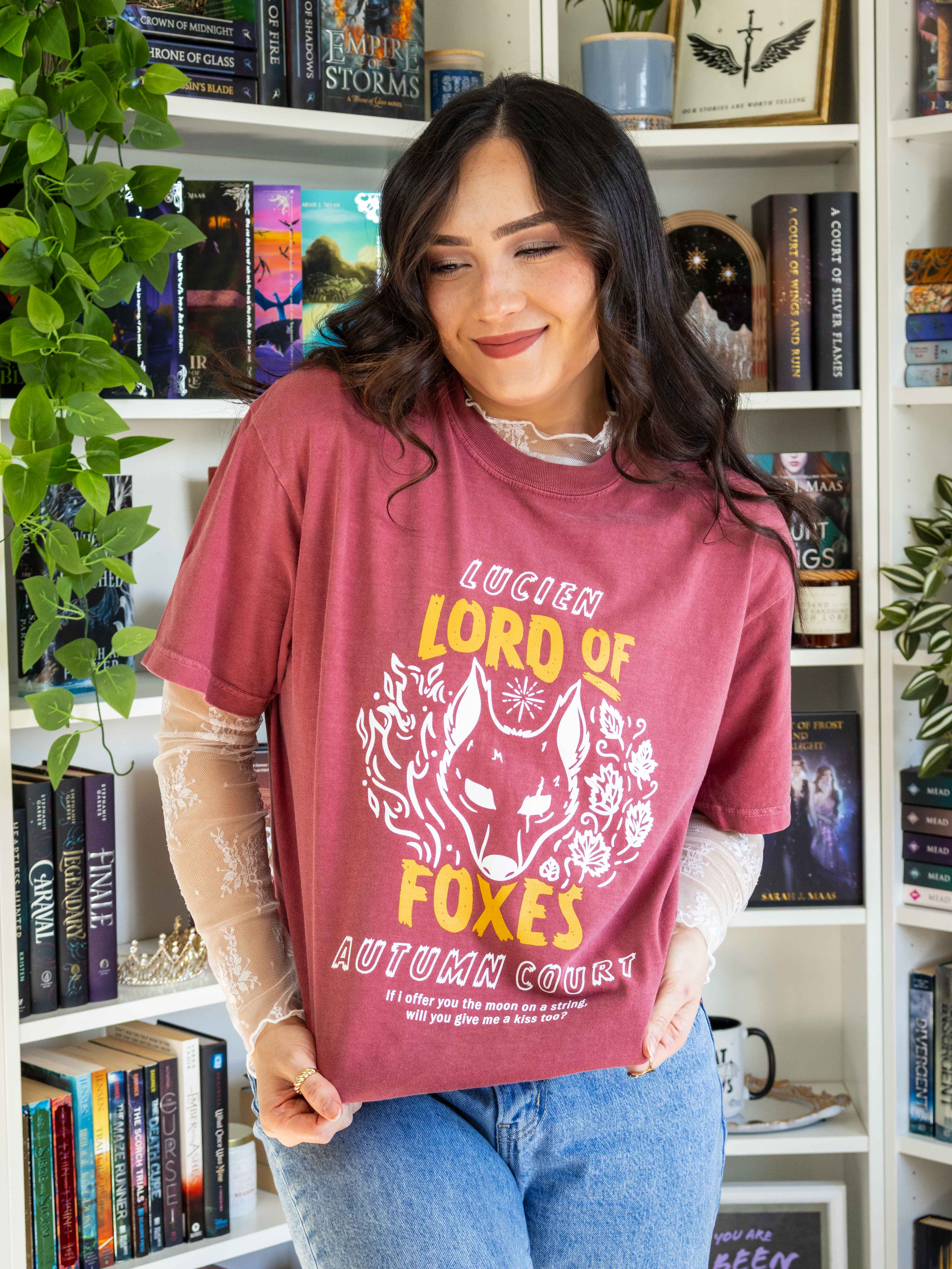 Lucien Vanserra Tee, Sarah J. Maas Licensed Merch