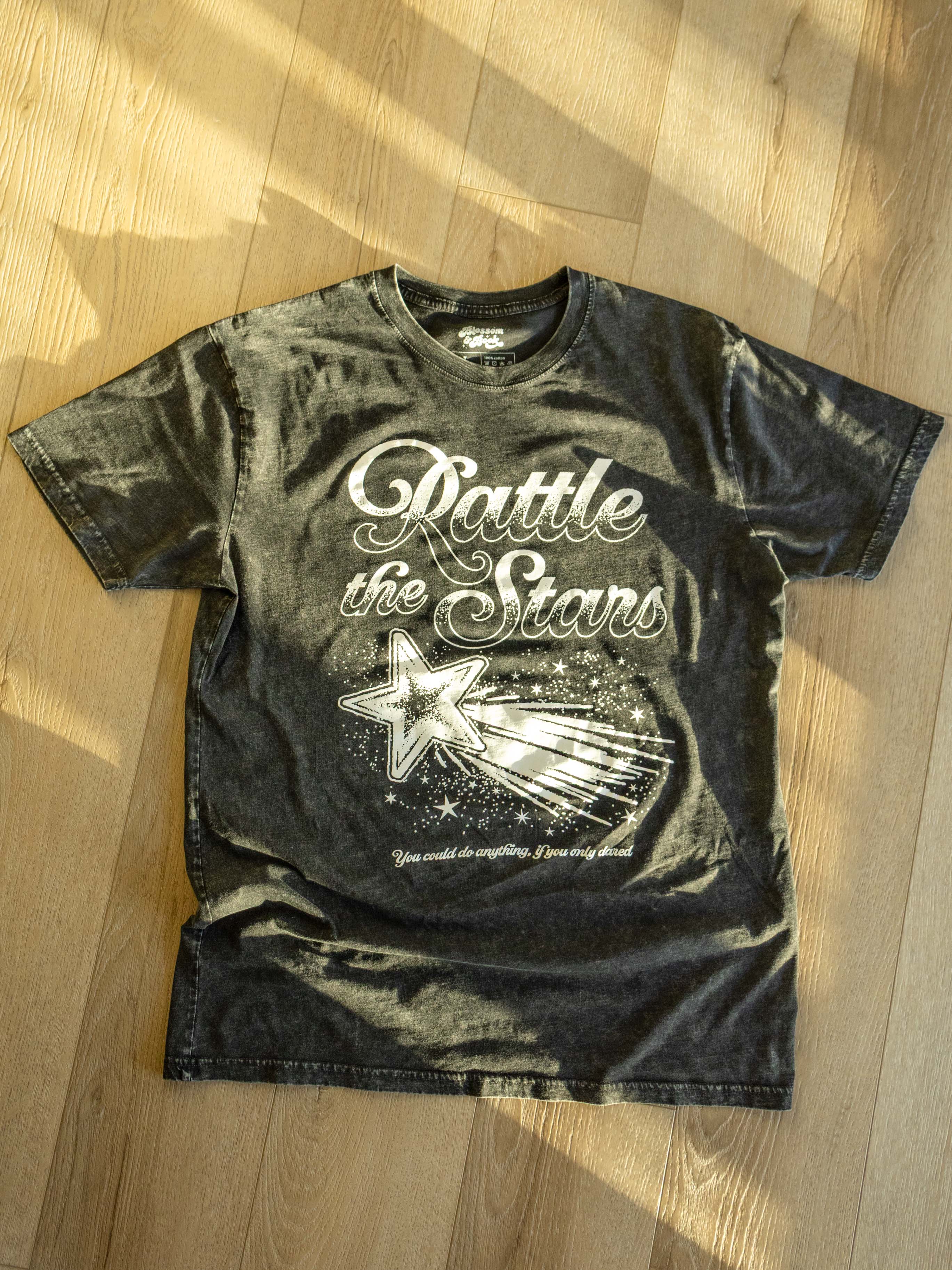Sarah J. Maas merch, Throne of Glass, Aelin Galathynius, Rattle the Stars Tee