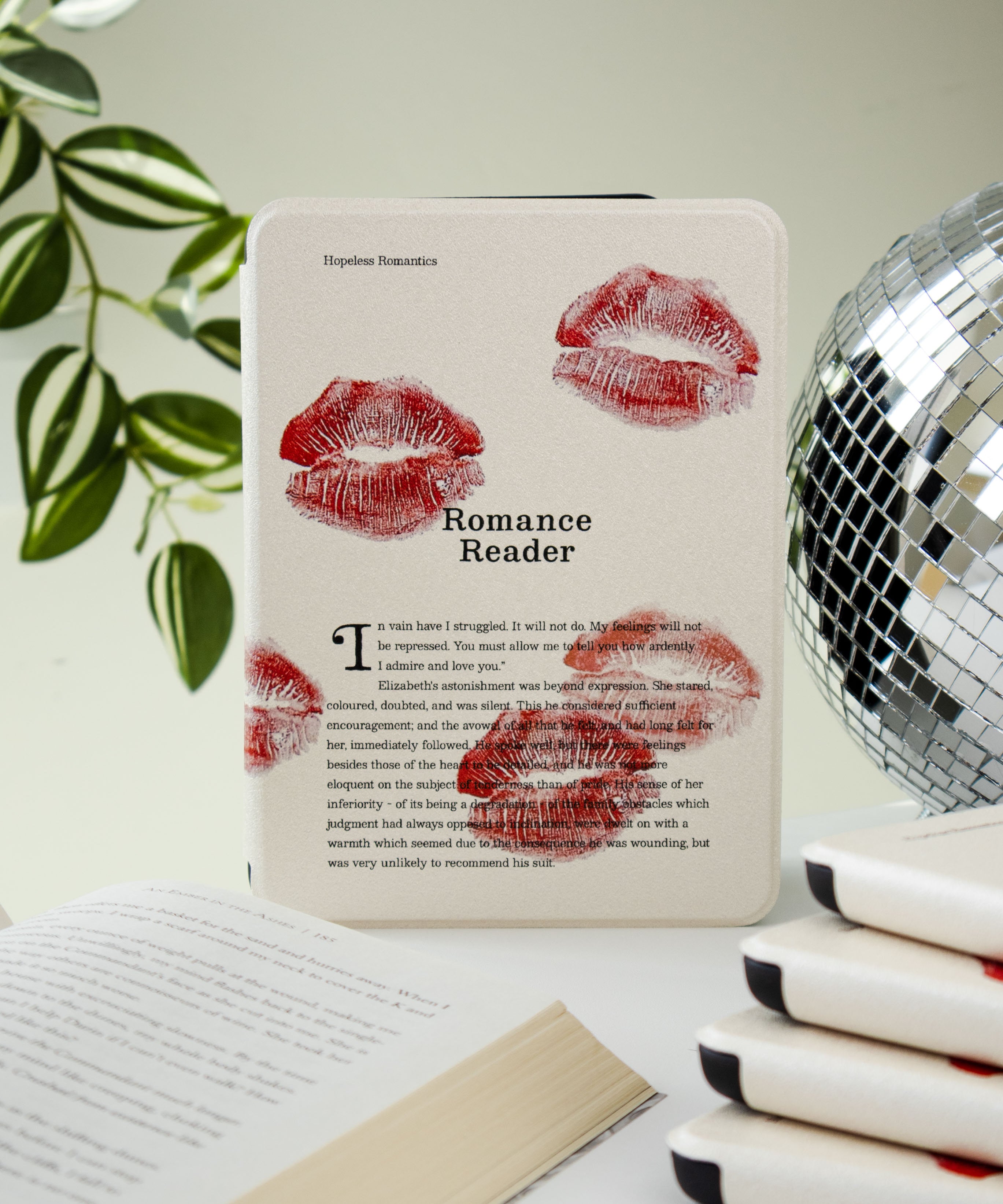 Romance Reader Kindle Case with kiss marks
