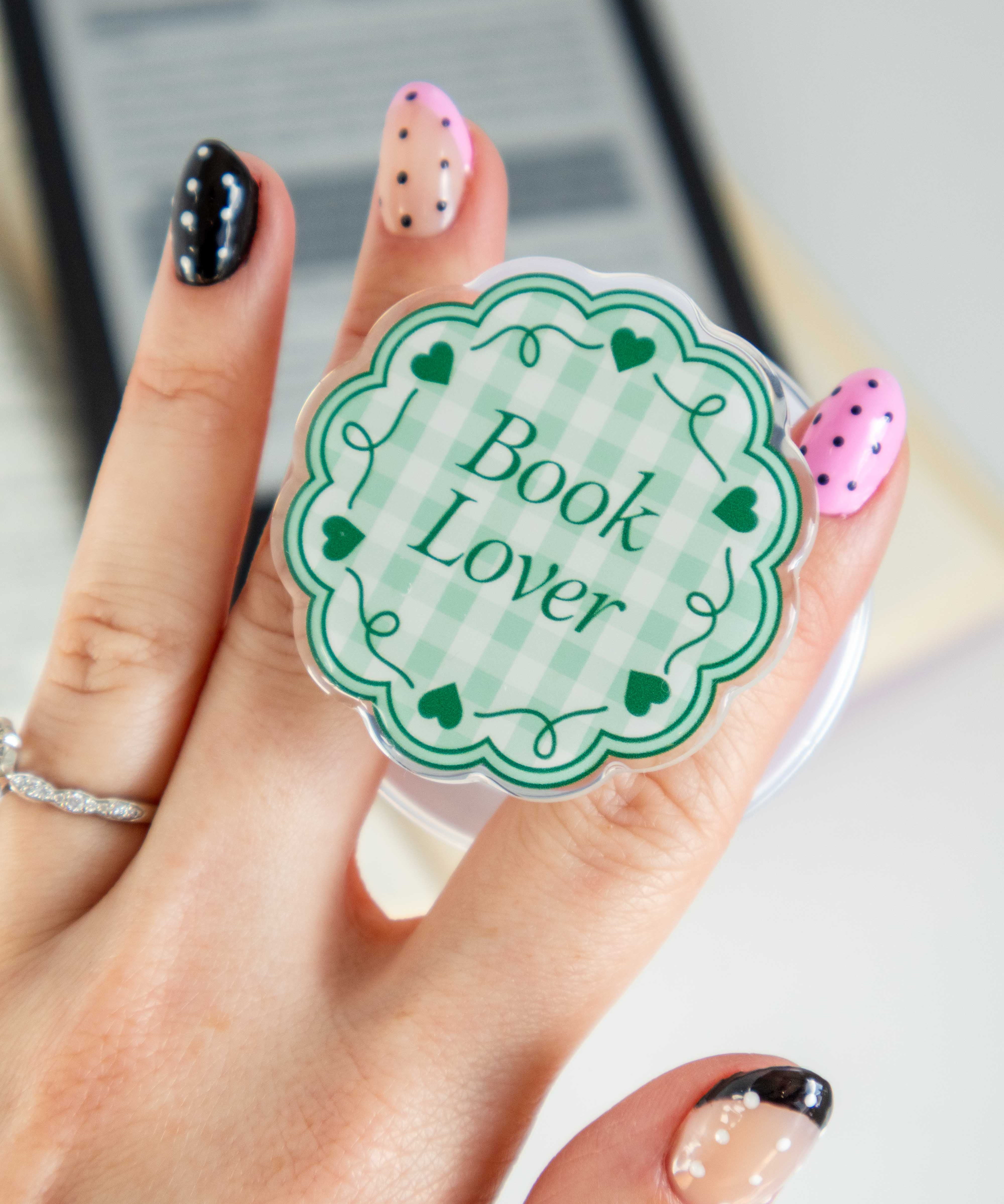 Book Lover Kindle Grip